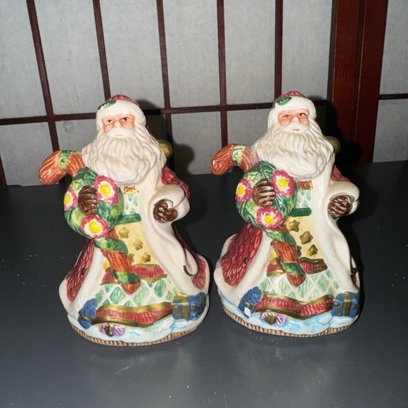 Vintage Santa salt and pepper shaker set - Picture 13 of 16